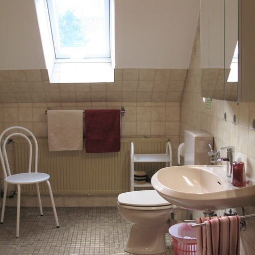 Ansicht Badezimmer - Ansicht Badezimmer -