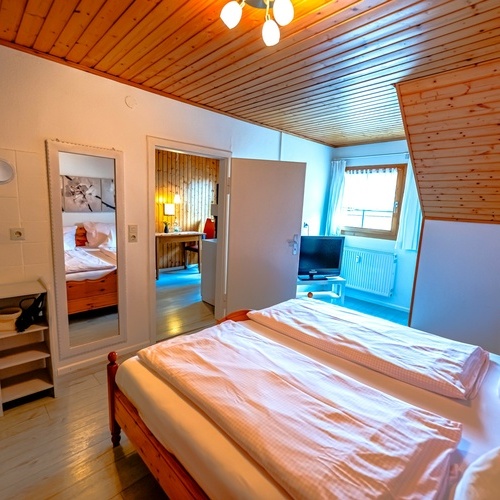 Das andere der beiden Doppelzimmer - Das andere der beiden Doppelzimmer -